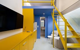 Bard Apartments, Athens